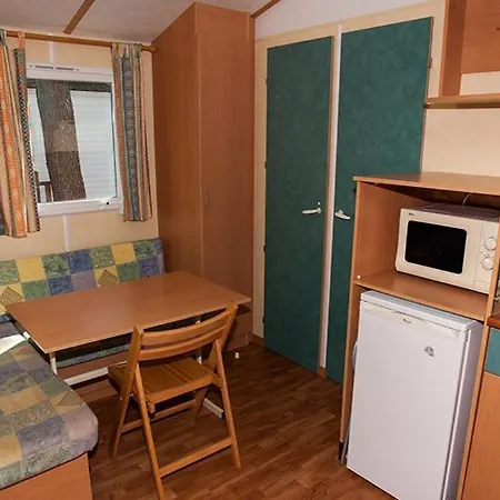 Kamp alanı La Siesta - Mobil 3 Pieces 4 Personnes Mae-1241 L'Aiguillon-la-Presqu'ile